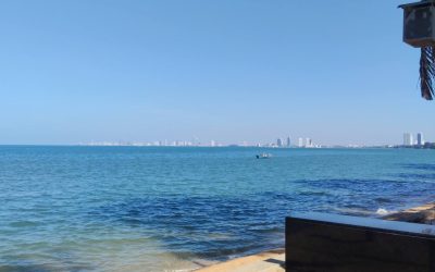 ปักหมุด “บ้านพักวิวสวยเกาะล้าน” ตื่นมาเจอน้ำทะเลเลยมีจริงไหม?